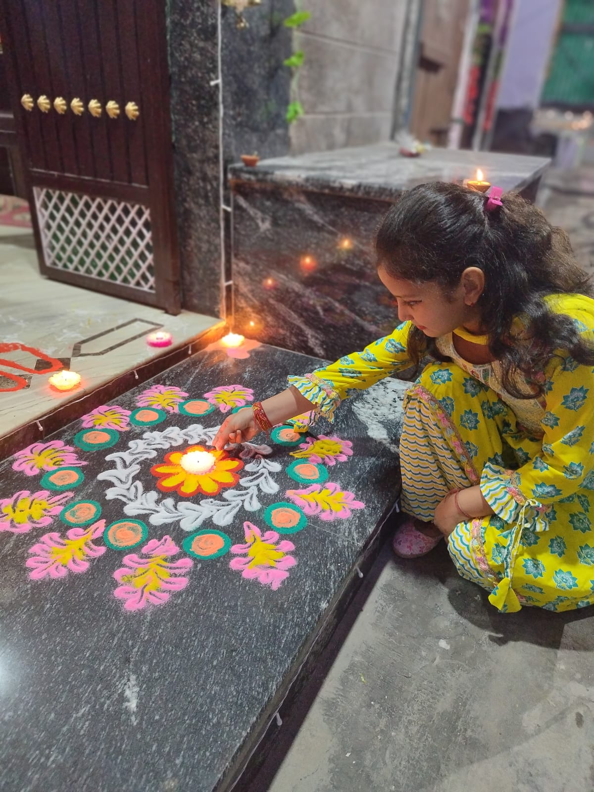 दिवाली की हार्दिक शुभकामनाएं